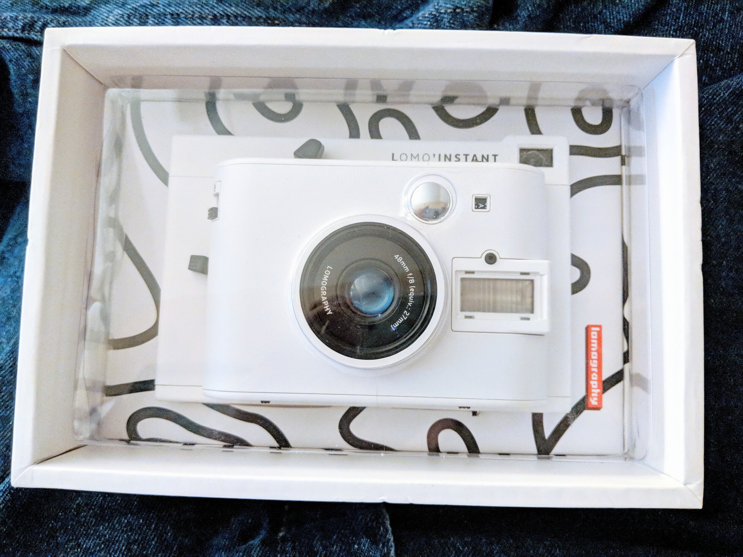 Camera Review - Lomography Lomo'Instant