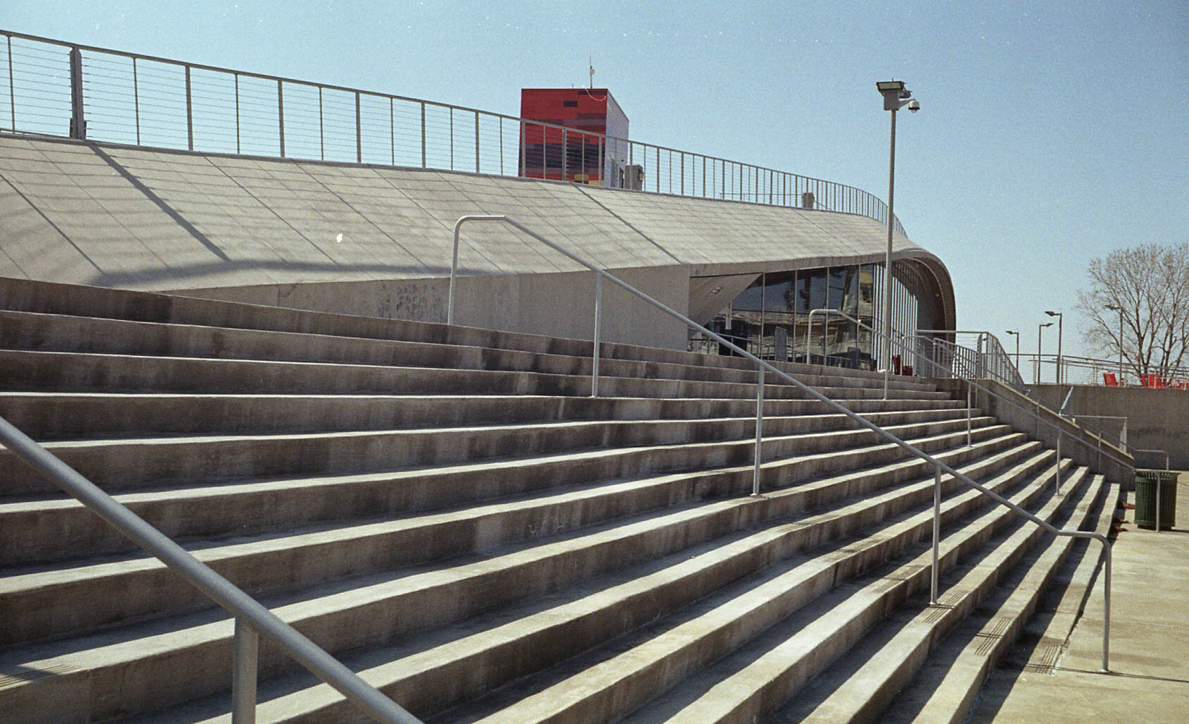 Memphis, 2018. Smena Symbol. Kodak Gold 200. 